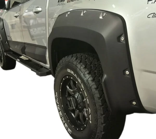 Cantoneras Remaches Chevrolet Colorado 2016-2020 Caja Corta