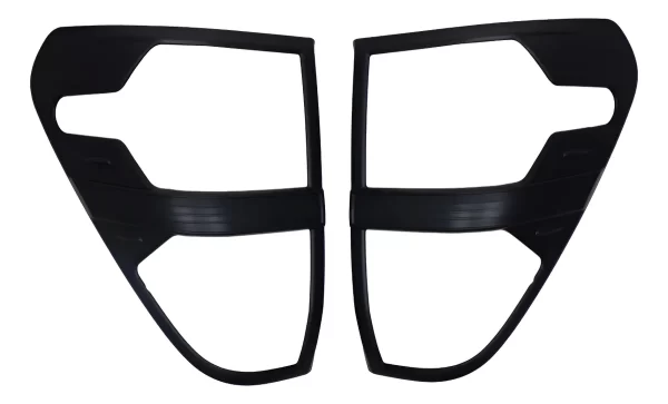 Moldura Calaveras Faros Toyota Hilux 2015-2018