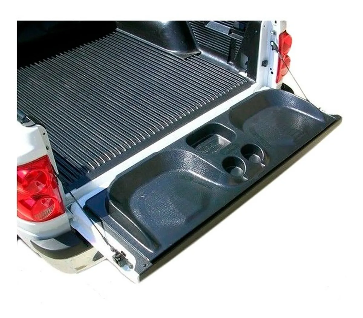 Moldura Para Tapa De Caja De Carga Asientos Tacoma Np300 - Image 2