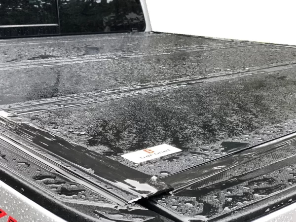 Tapa Cubre Batea 4 Secciones Aluminio Toyota Hilux 2016-2020