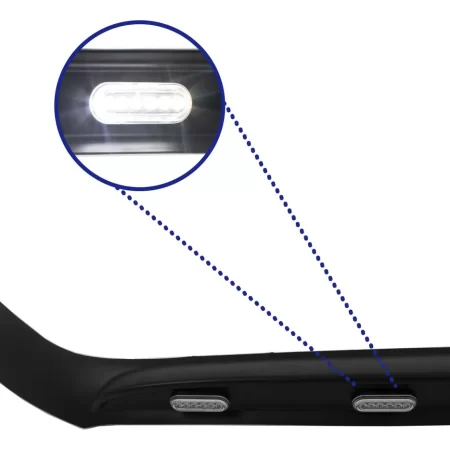 Deflector De Cofre Negr Con Led Para Ford Ranger 2016 - 2023 - Image 3