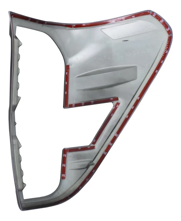 Marco Moldura Aplique Para Calaveras Para Hilux 2021 - 2024