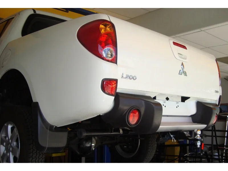 Tirón De Enganche Mitsubishi L200 Diesel 2009-2015 - Image 3
