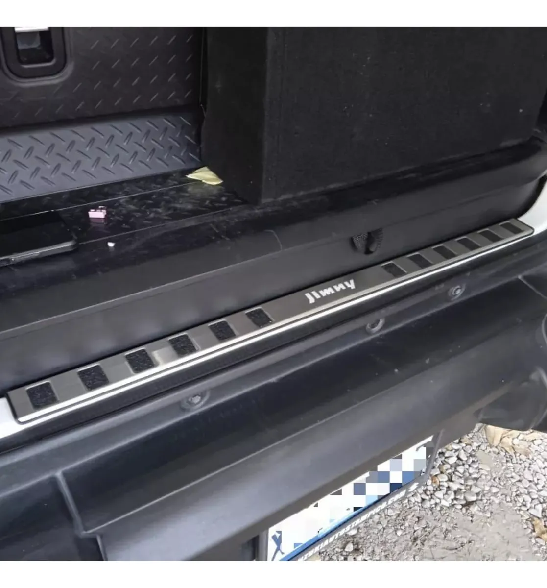 Moldura Led Protectora De Cajuela Para Jimny 2024 5 Puertas - Image 4