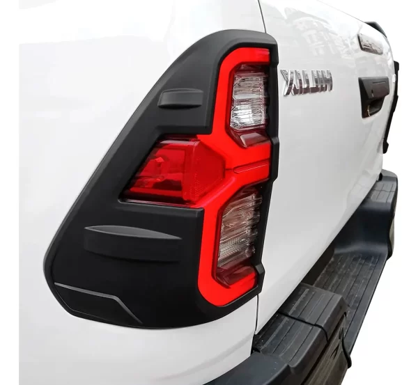 Marco Moldura Aplique Para Calaveras Para Hilux 2021 - 2024