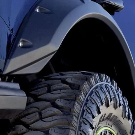 Juego De Cantoneras Super Bolt (4 Pts) Ford Bronco 2021-2025 - Image 4