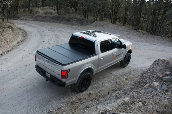 Tapa De Batea 3 Secciones Nissan Np300 Frontier 2016- 2022