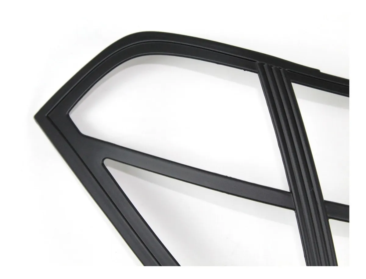 Marcos Moldura Faros Principales Nissan Np300 Frontier 06-14 - Image 5