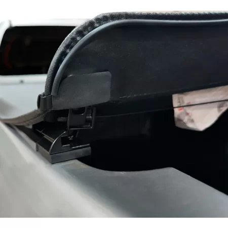 Tapa Cubre Batea Lona All Black Para Hilux 16-25 Dob Cab - Image 5