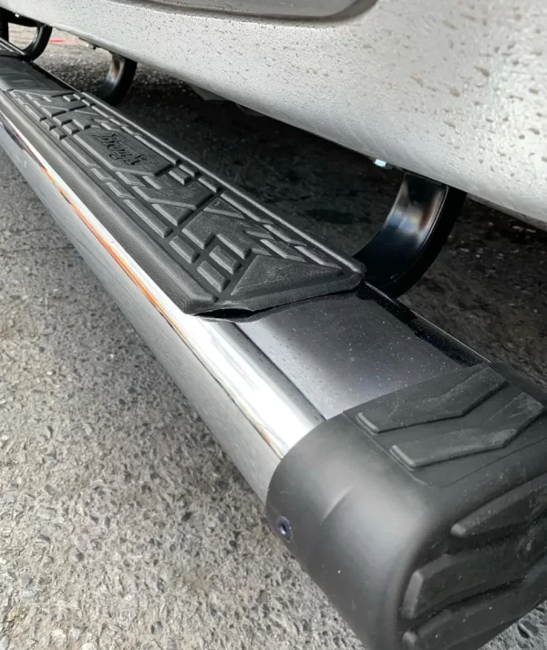 Estribos Bronx Toyota Hilux 2016-2017 Cabina Sencilla Cromo