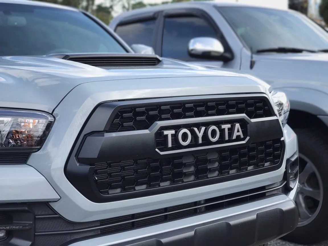 Parrilla Frontal Trd Toyota Tacoma 2016 - 2020 Off Road - Image 6