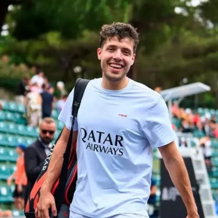 Playera Deportiva Inspirada Agustin Tapia Premier Padel - Image 6