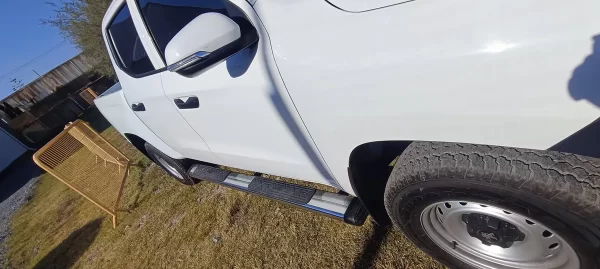 Estribos Bronx Para Dodge Ram 1200 2021 -2024 Doble Cabina