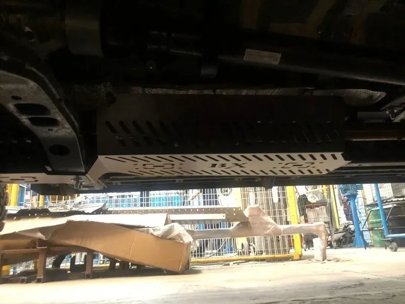 Protector De Catalizador Hilux Cabina Sencilla 2016 - 2023 - Image 8