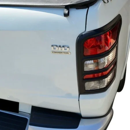 Marcos De Calavera Mitsubishi L200 2016-2018 - Image 3